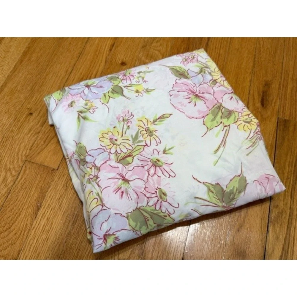 Pequot vintage twin